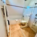 Haus Sorgenfrei 펜션 아르츠섬