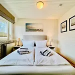 Haus Sorgenfrei 펜션 아르츠섬