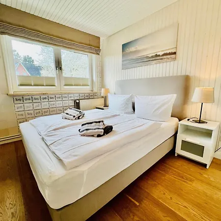 Sylter Seestern Haus Sorgenfrei 펜션 *