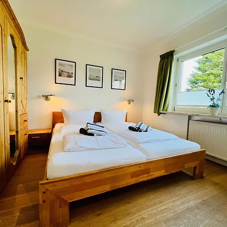 Sylter Seestern Haus Sorgenfrei 펜션 아르츠섬